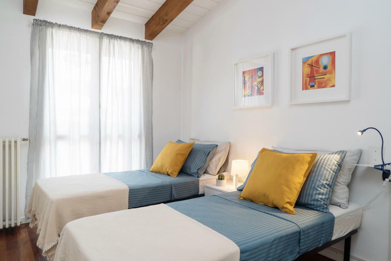 Large Apartment In Milan Center Exterior foto